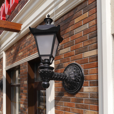 Ліхтар настінний