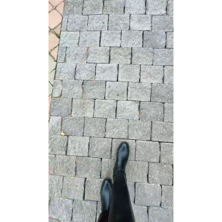 Бруківка колота 150х150 h-60