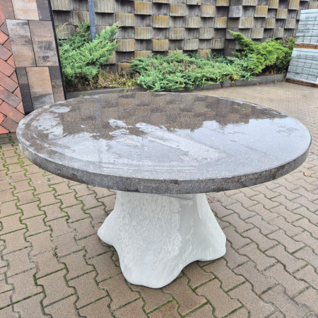 Стіл Пелвес з бетонною кришкою з імітацією фактури дерева