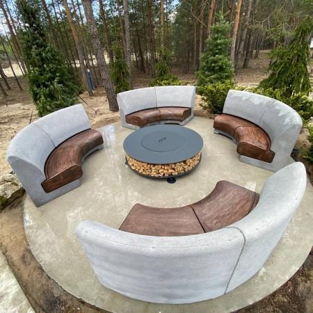 3. Лавочка Пафо радиусная 45° внутренняя со спинкой