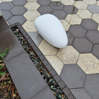 Стоун - медитативні скульптури сучасного міста