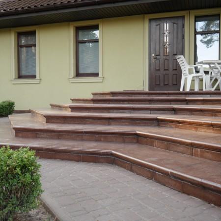 Сходинки класичні